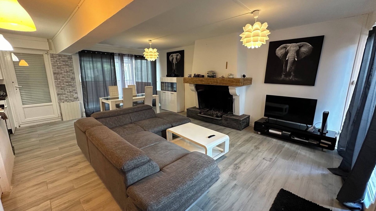 Herouville-Saint-Clair House | 3 Bedroom Private vacation home in Hérouville-Saint-Clair