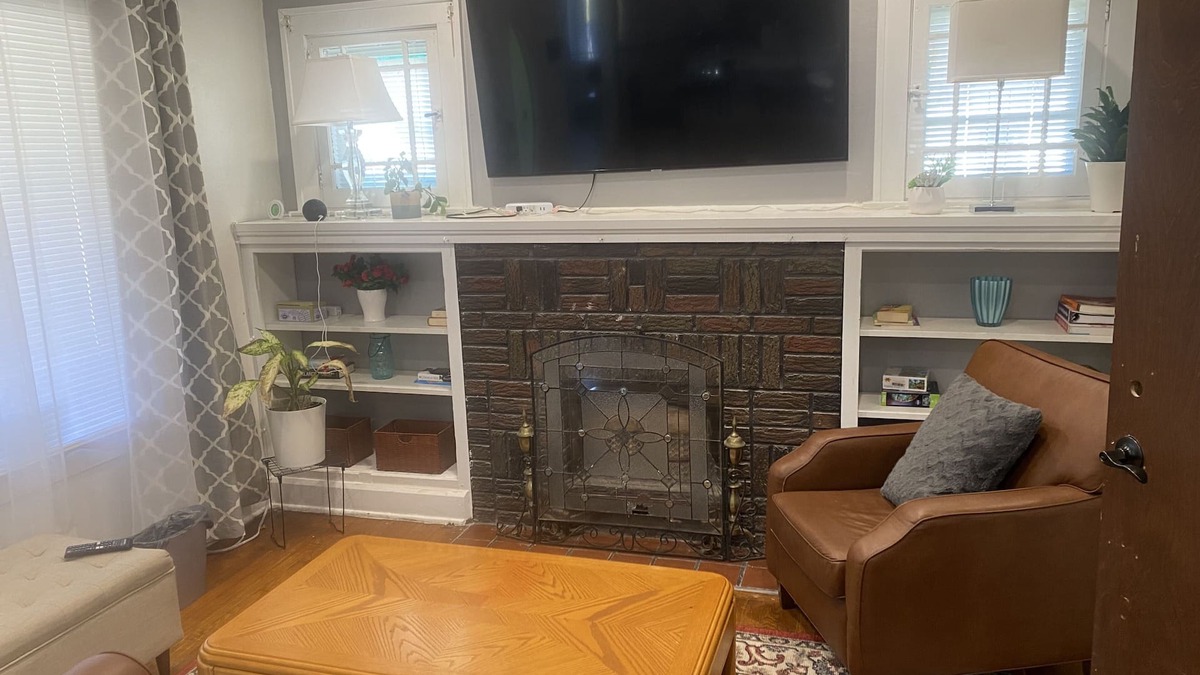 Youngstown House | 3 bedroom 1 bath duplex