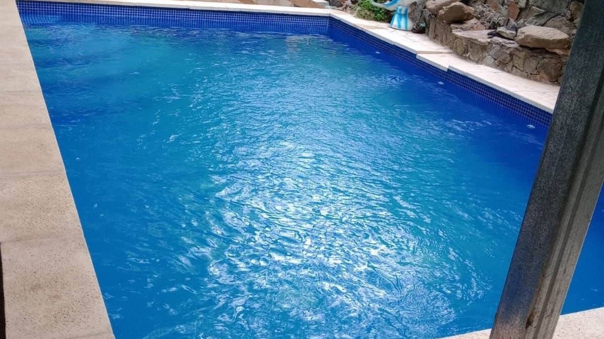 Coatepeque House | 3-bedroom 2 1/2 Bathroom Pool house in Cd Versailles Sn Juan Opico