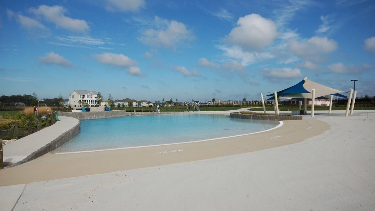 Long Neck Condo | 3 Bedroom, 2.5 bath condo with garage on the 6th green!