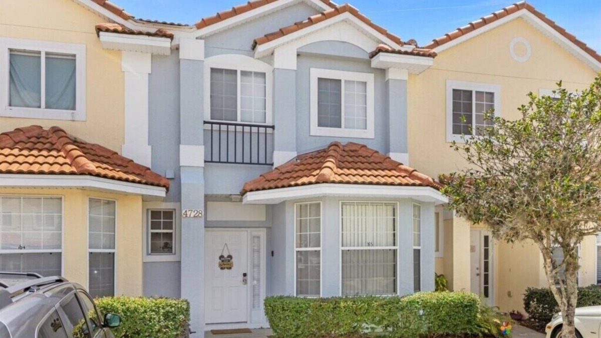 Cumbrian Lakes House | 3 Bedroom/2.5 Bathroom/Fiesta Key (4728HH)
