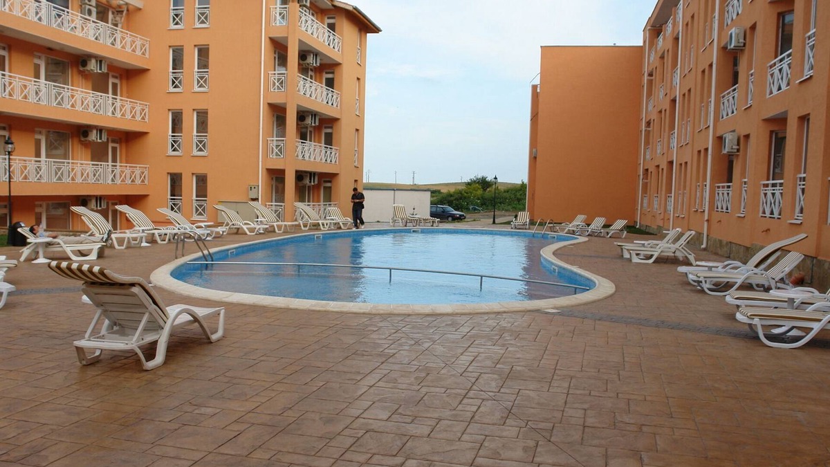 Tankovo Condo | 3 Bedroom 2 Bathroom Condominium Complex By the Black Sea
