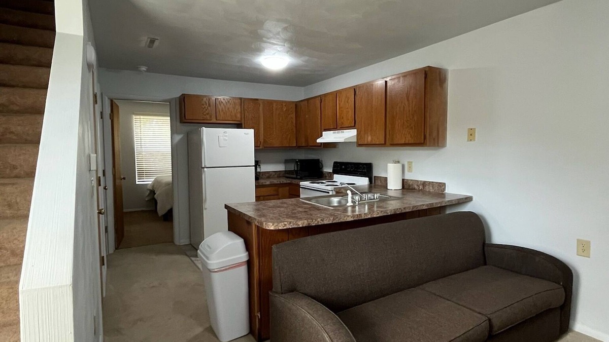 Blacksburg Apartment | 3-bedroom, 2 Story apartment in the heart of Hokie Nation!