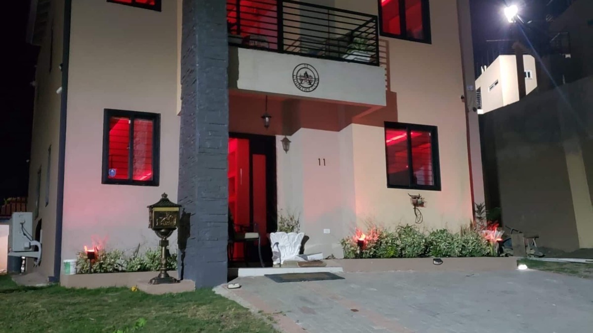 Ocho Rios Villa | 3 Bedroom 2-Story Villa in Ocho Rios with Private Pool & Gazebo