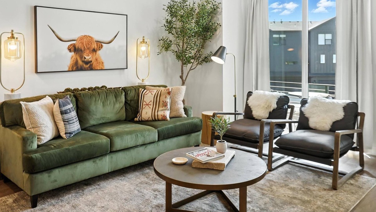 Mountain Green House | 3-bedroom 6 bed townhome in fantastic Mountain Green with AC fully finished