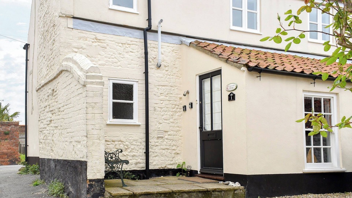 Wells-next-the-Sea Cottage | 3 bedroom accommodation in Wells-next-the-Sea