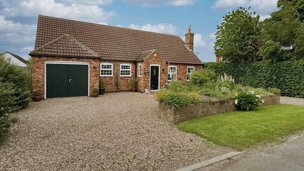 North Somercotes Cottage | 3 bedroom accommodation in North Somercotes
