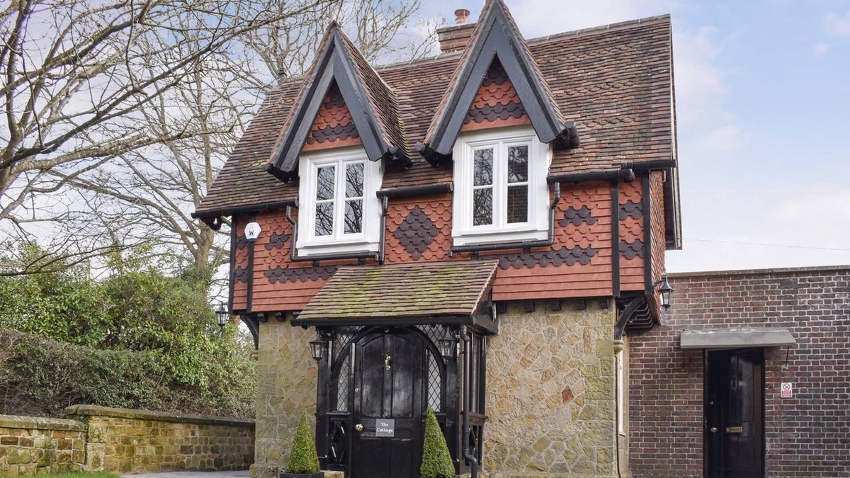 Royal Tunbridge Wells Cottage | 3 bedroom accommodation in Tunbridge Wells
