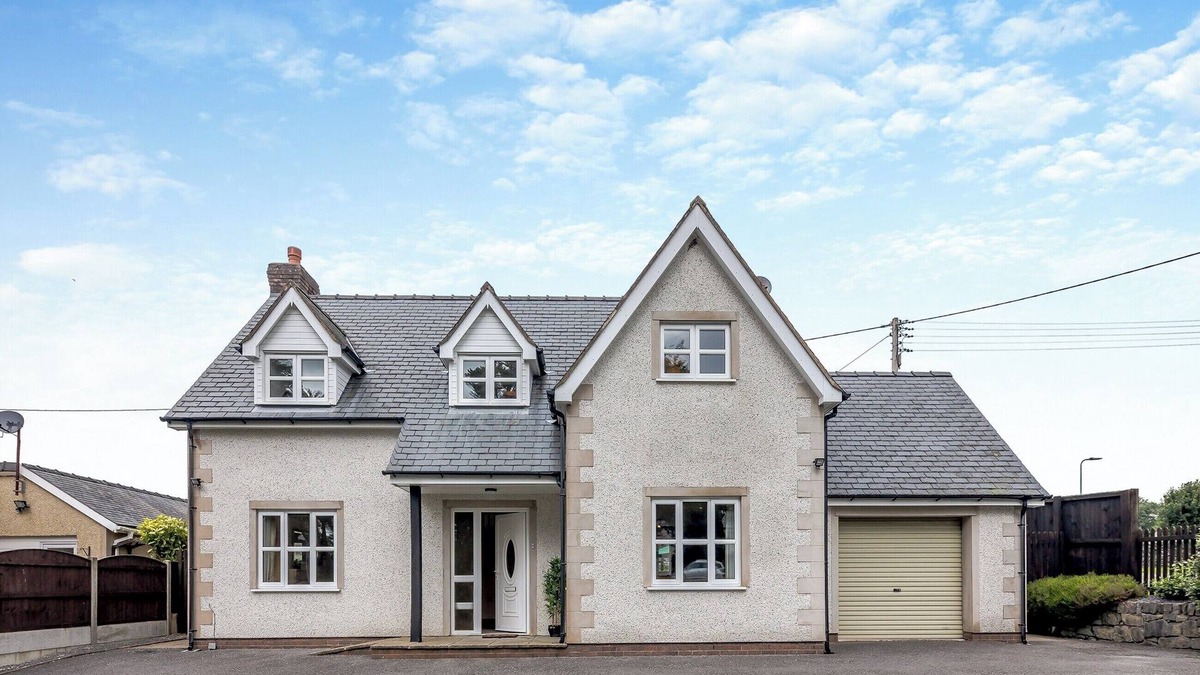 Cwmtirmynach Cottage | 3 bedroom accommodation in Cerrigydrudion