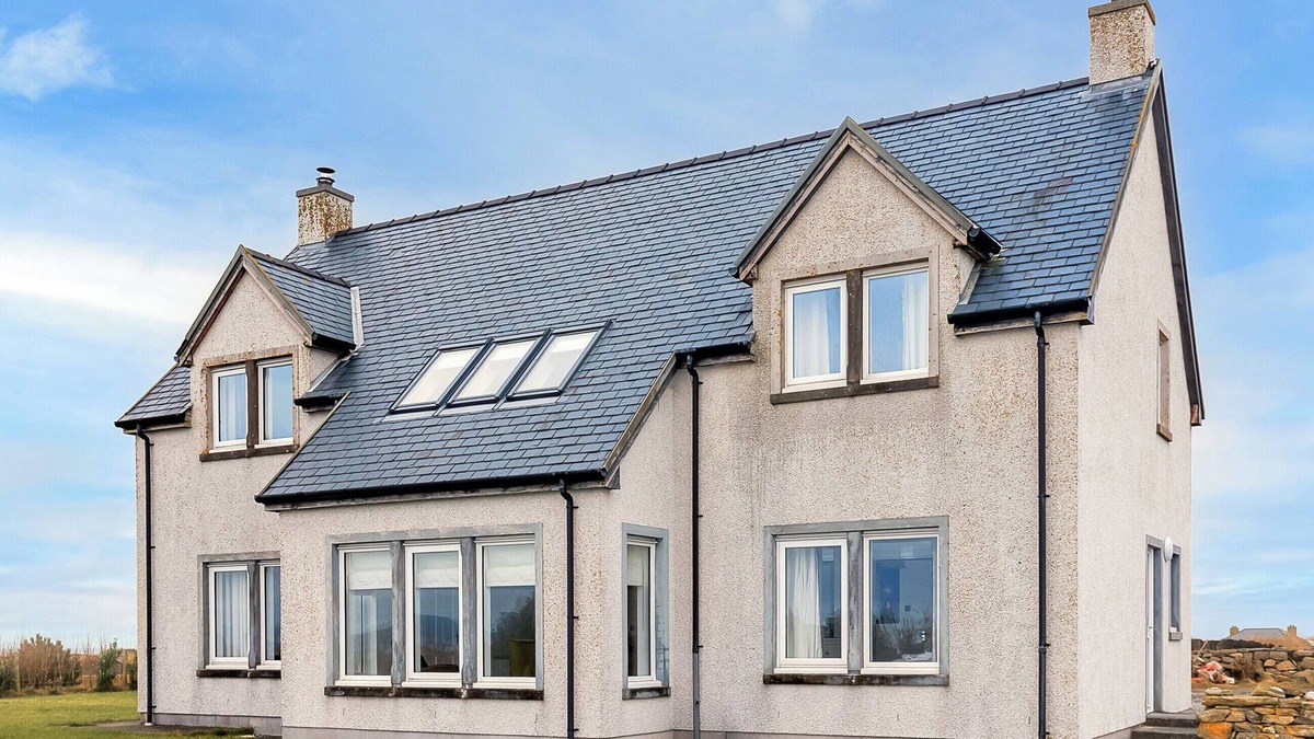 Aisgernis Cottage | 3 bedroom accommodation in South Boisdale