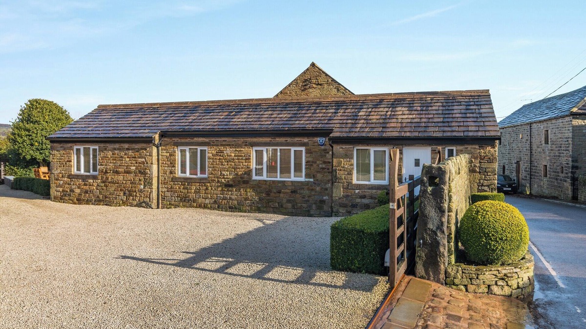 Langsett Cottage | 3 bedroom accommodation in Upper Midhope