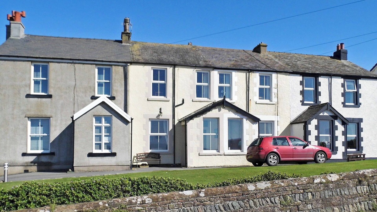 Calder Bridge Cottage | 3 bedroom accommodation in Seascale, near Eskdale