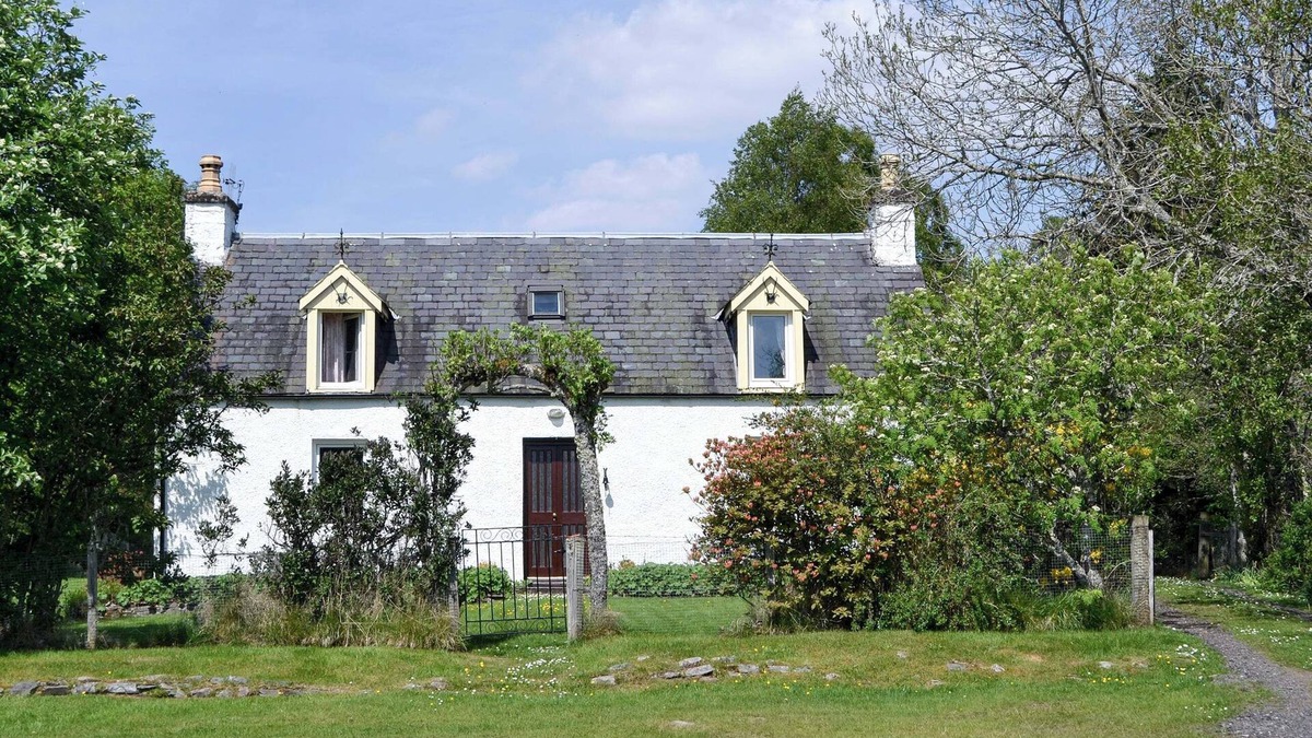 Glen Urquhart Cottage | 3 bedroom accommodation in Drumnadrochit