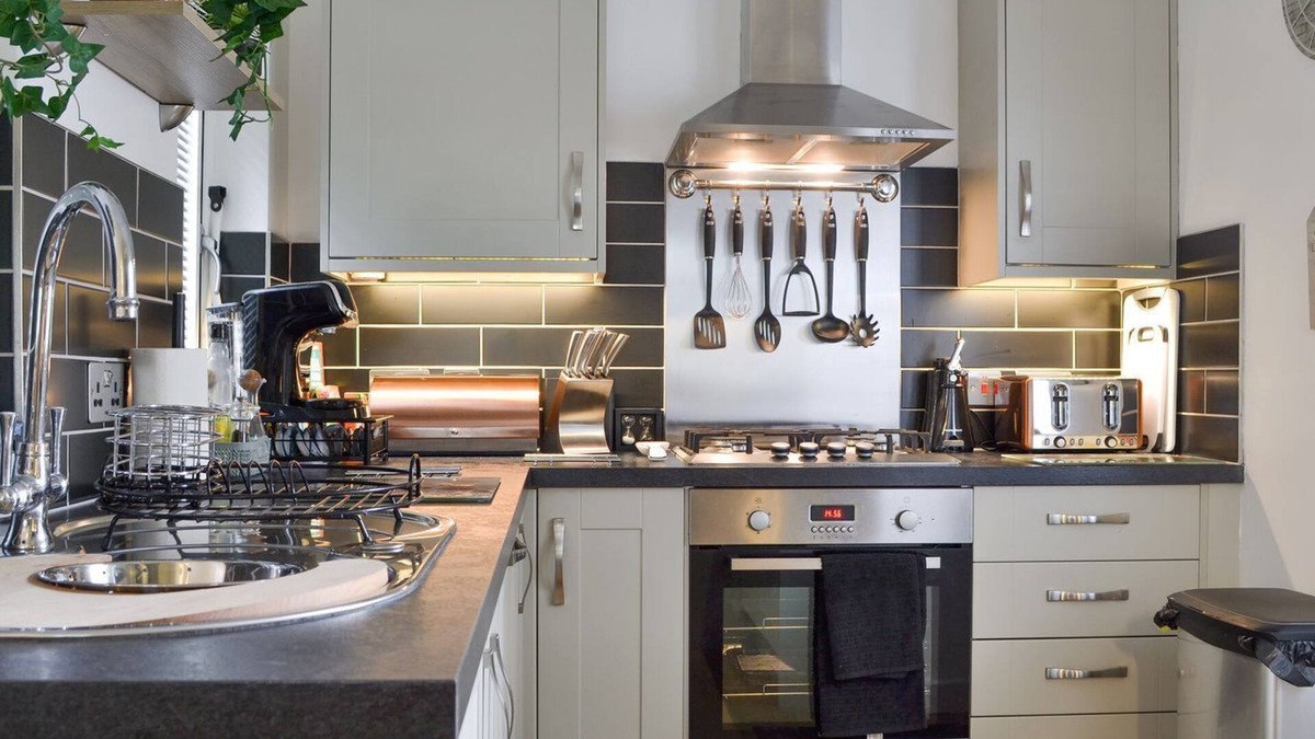 Onich Cottage | 3 bedroom accommodation in Onich, near Fort William