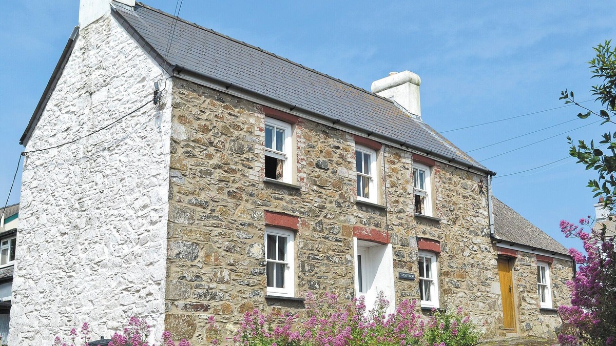 Trefin Cottage | 3 bedroom accommodation in Trefin, near St. David’s
