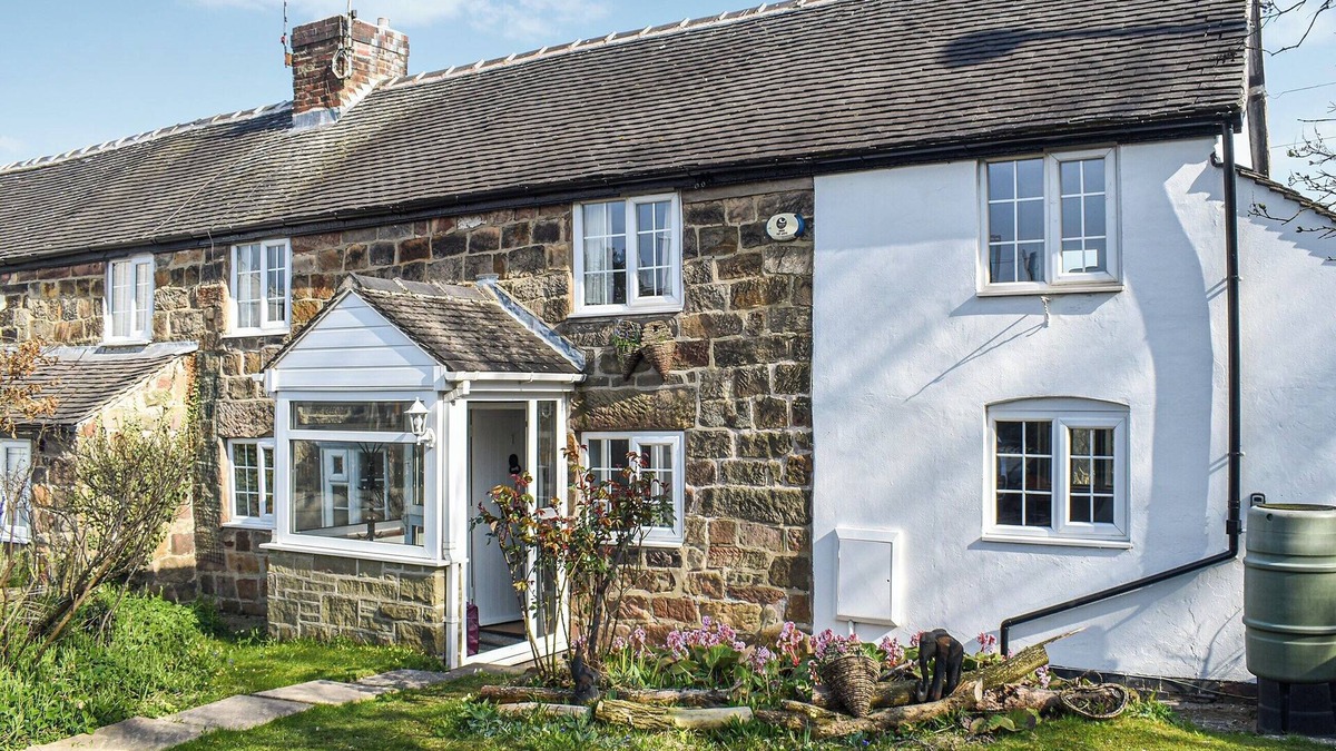 Little Eaton Cottage | 3 bedroom accommodation in Breadsall, near Derby