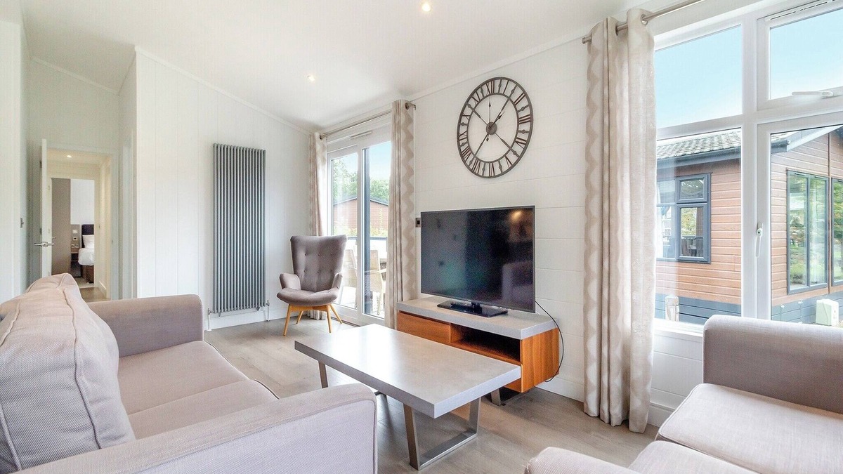 Pentney Ski Chalet | 3 bedroom accommodation in Pentney, King&rsquo;s Lynn