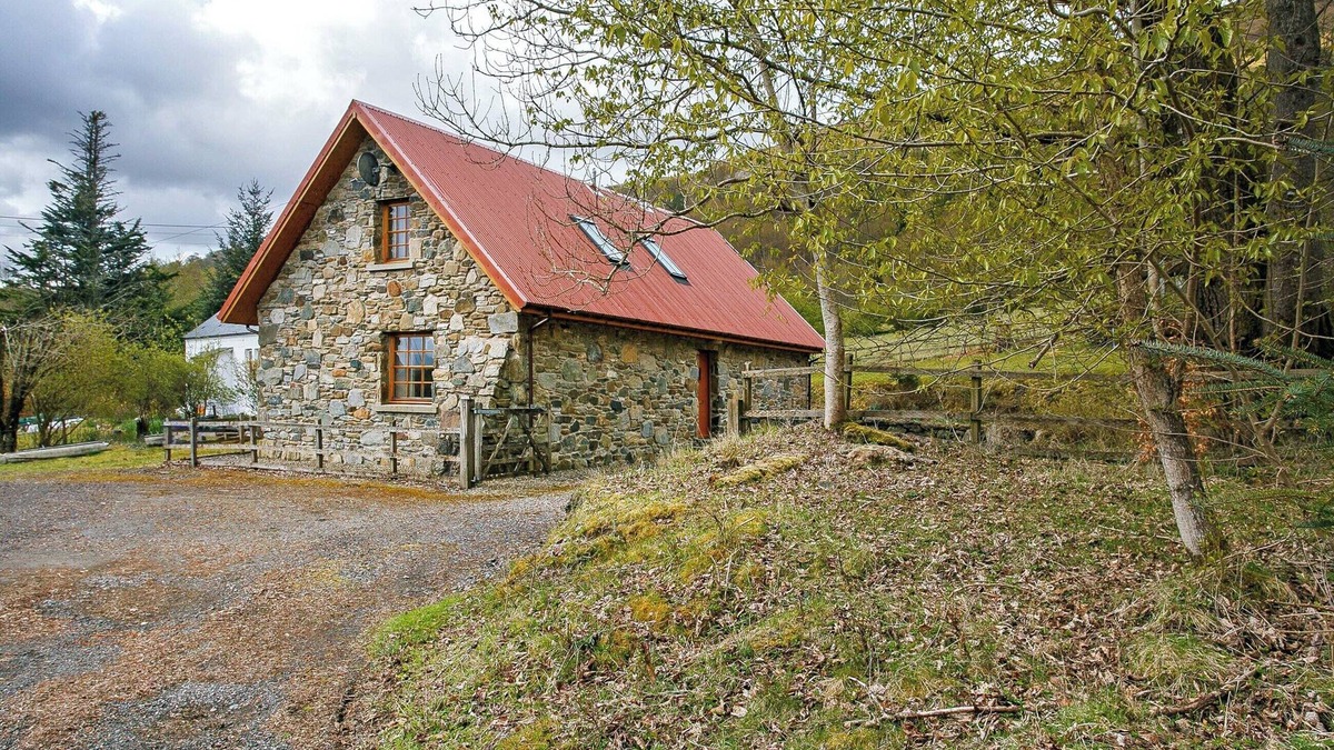Lochearnhead Cottage | 3 bedroom accommodation in Lochearnhead
