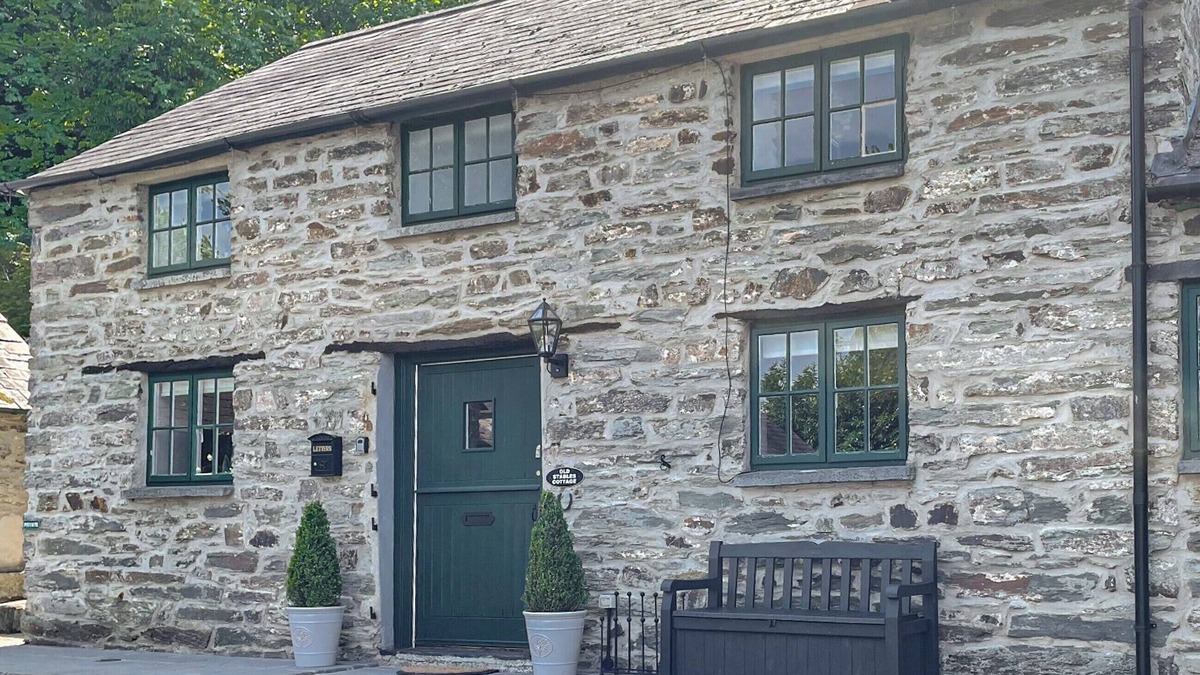 Tremain Cottage | 3 bedroom accommodation in Ponthirwaun