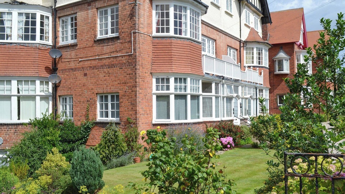 South Cliff Cottage | 3 bedroom accommodation in Scarborough