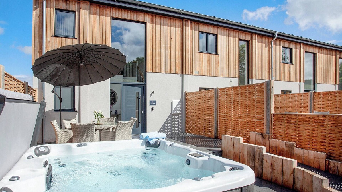 Over Stowey Cottage | 3 bedroom accommodation in Over Stowey, near Bridgwater
