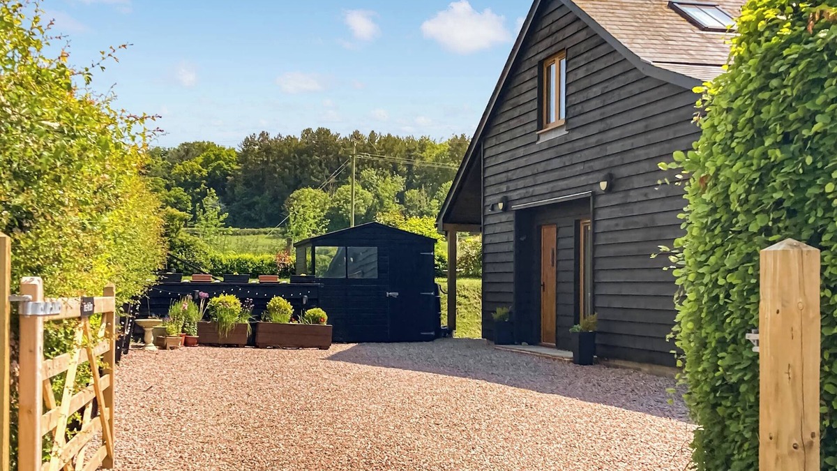 Chillenden Cottage | 3 bedroom accommodation in Canterbury