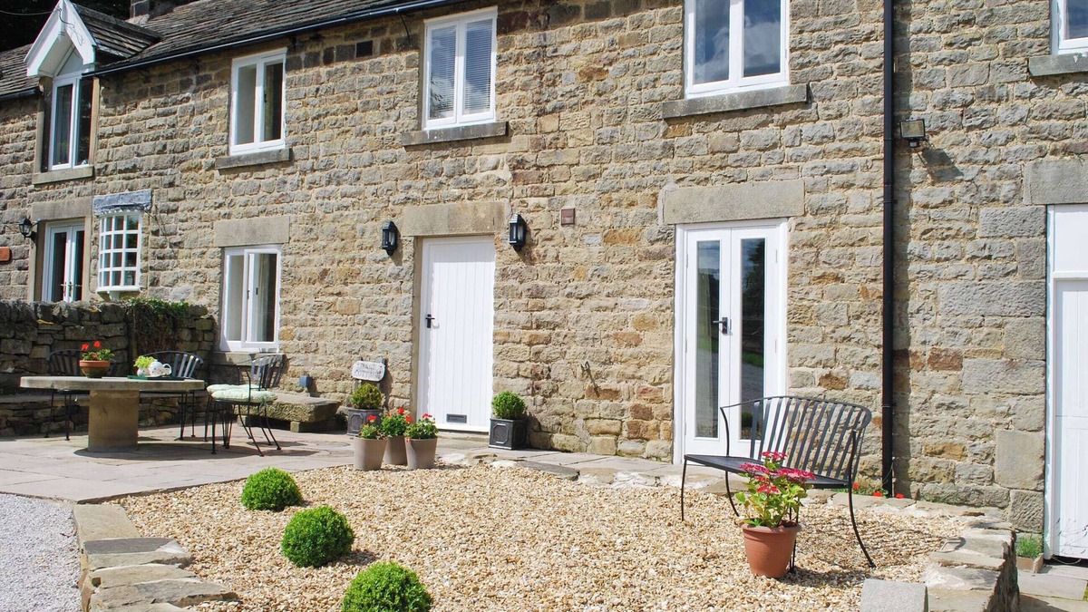 Grindleford Cottage | 3 bedroom accommodation in Grindleford