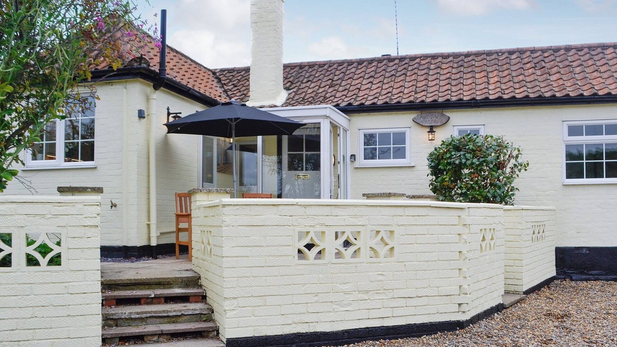 Blythburgh Cottage | 3 bedroom accommodation in Blythburgh, near Southwold