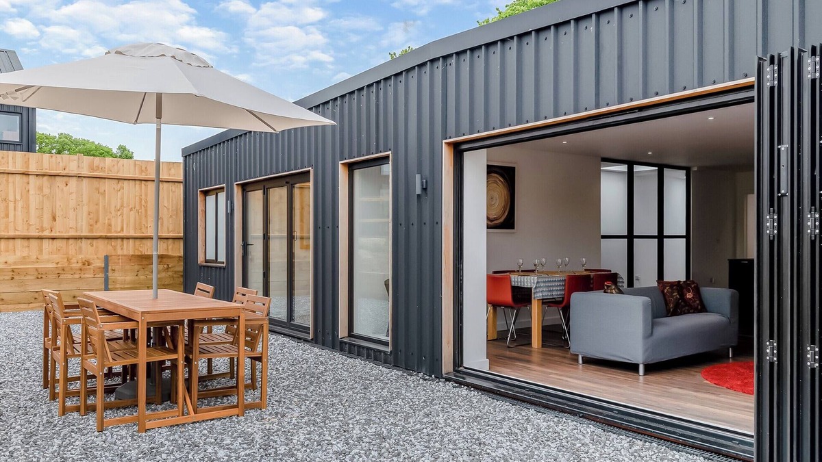 Wimborne Saint Giles Cottage | 3 bedroom accommodation in Mannington