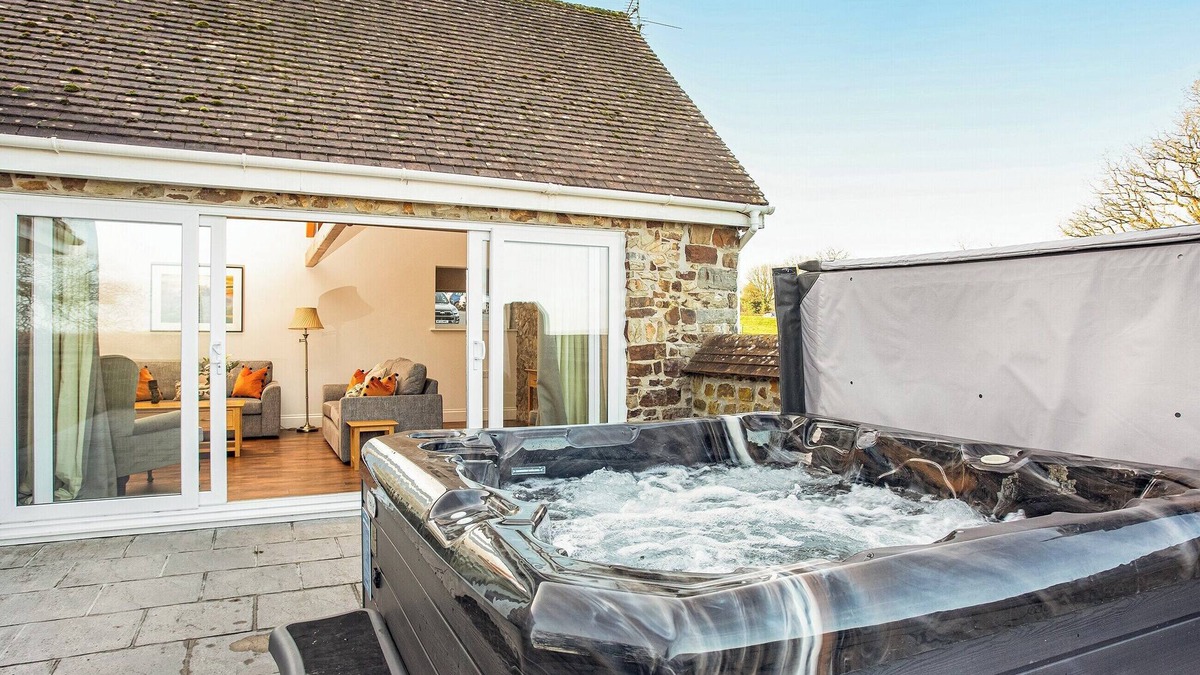 Chittlehamholt Cottage | 3 bedroom accommodation in Umberleigh