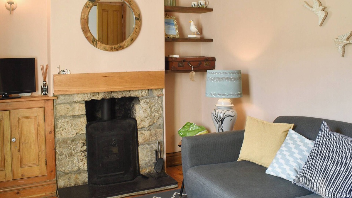 Penmon Cottage | 3 bedroom accommodation in Penmon, near Llangoed