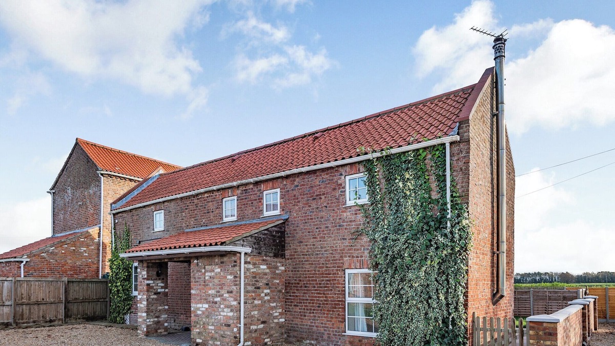Boston Cottage | 3 bedroom accommodation in Benington