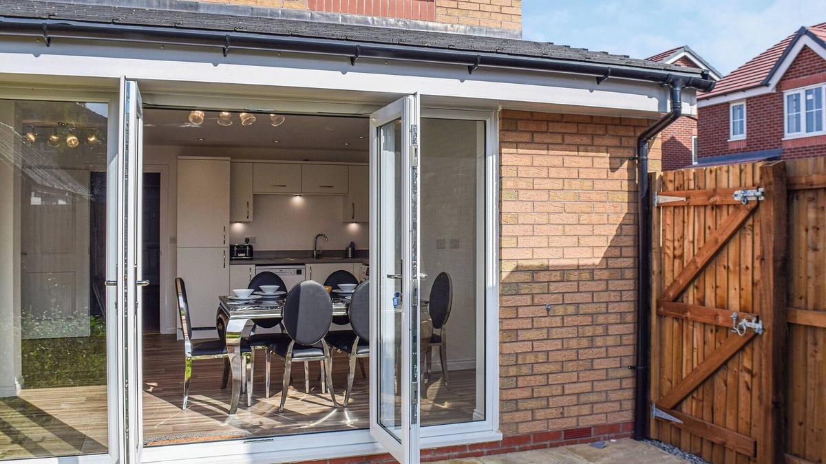 Blackpool Cottage | 3 bedroom accommodation in Blackpool