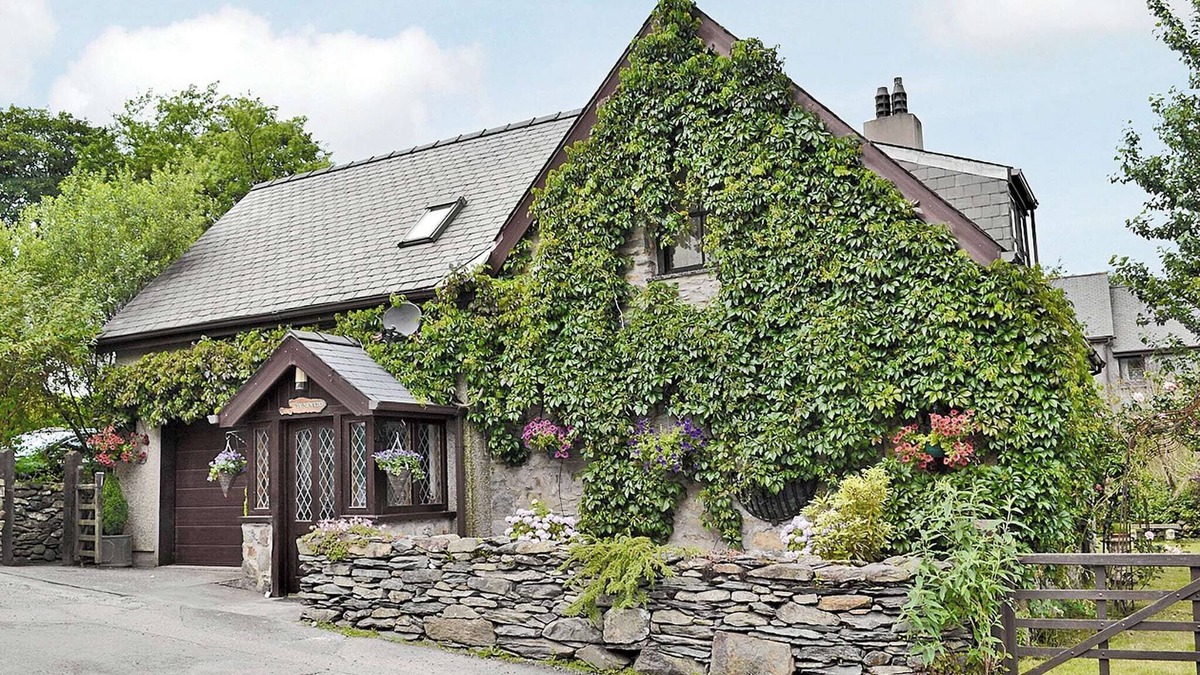 Beddgelert Cottage | 3 bedroom accommodation in Beddgelert, near Caernarfon