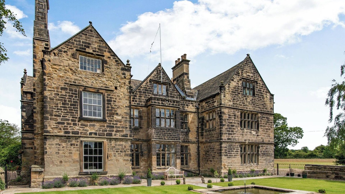 Barnsley Cottage | 3 bedroom accommodation in Holmfirth