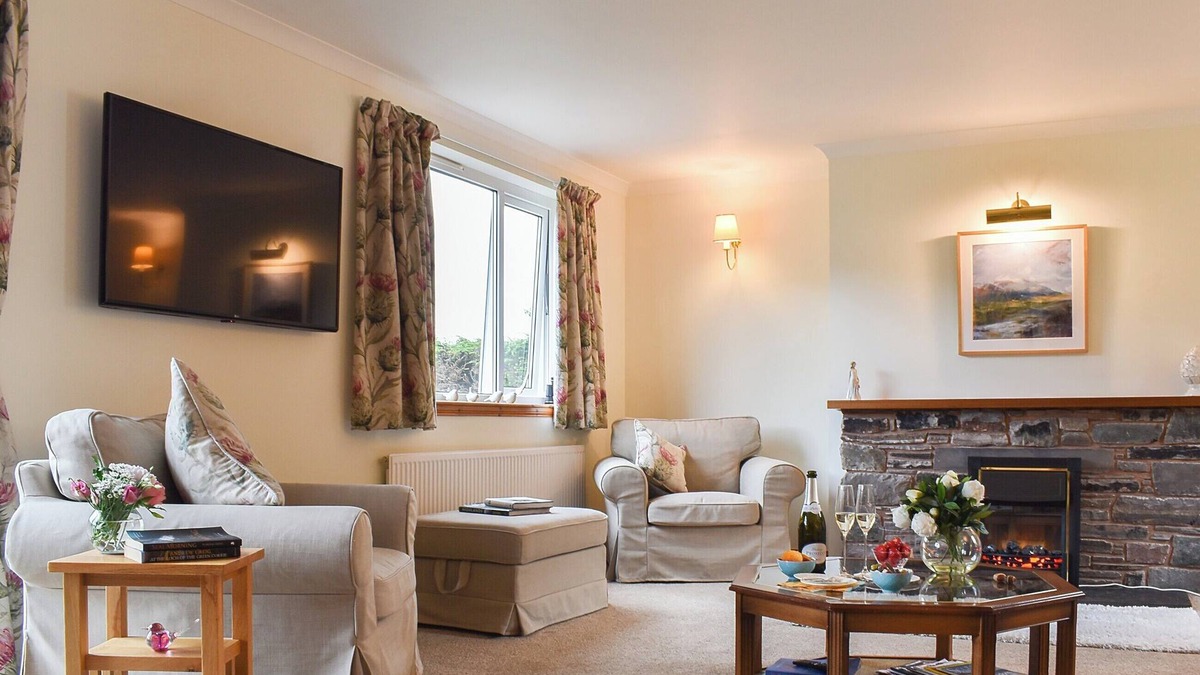 Strathcarron Cottage | 3 bedroom accommodation in Lochcarron