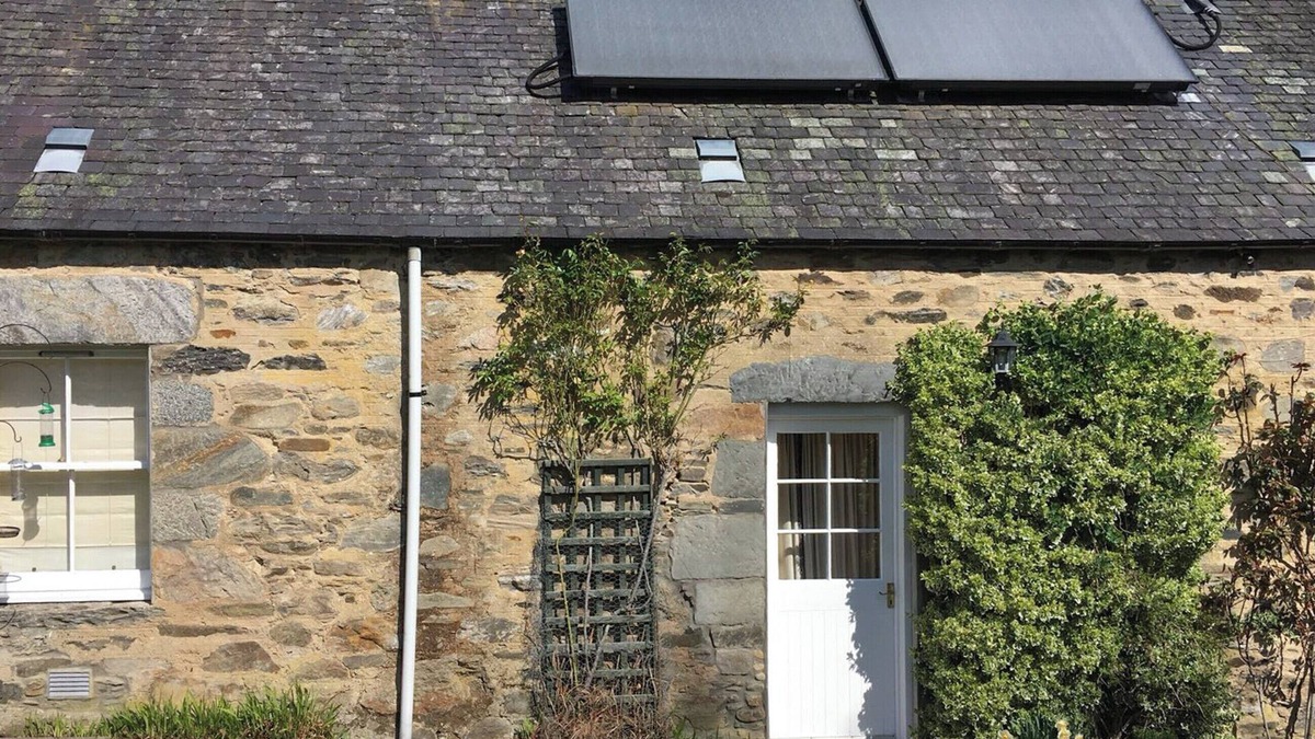 Strathtay Cottage | 3 bedroom accommodation in Strathtay, near Aberfeldy