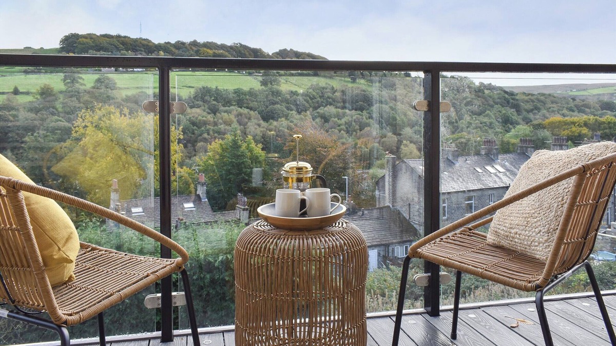 Ripponden Cottage | 3 bedroom accommodation in Ripponden