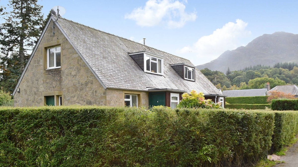 St Fillans Cottage | 3 bedroom accommodation in St Fillans