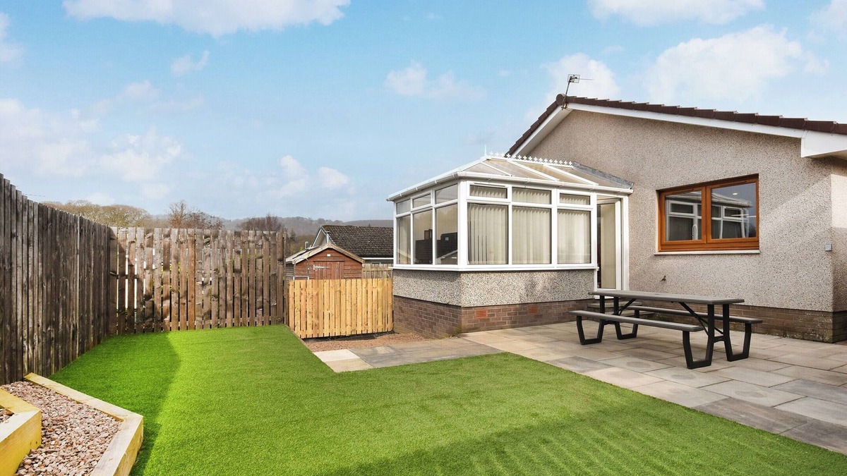 Glencarse Cottage | 3 bedroom accommodation in St Madoes