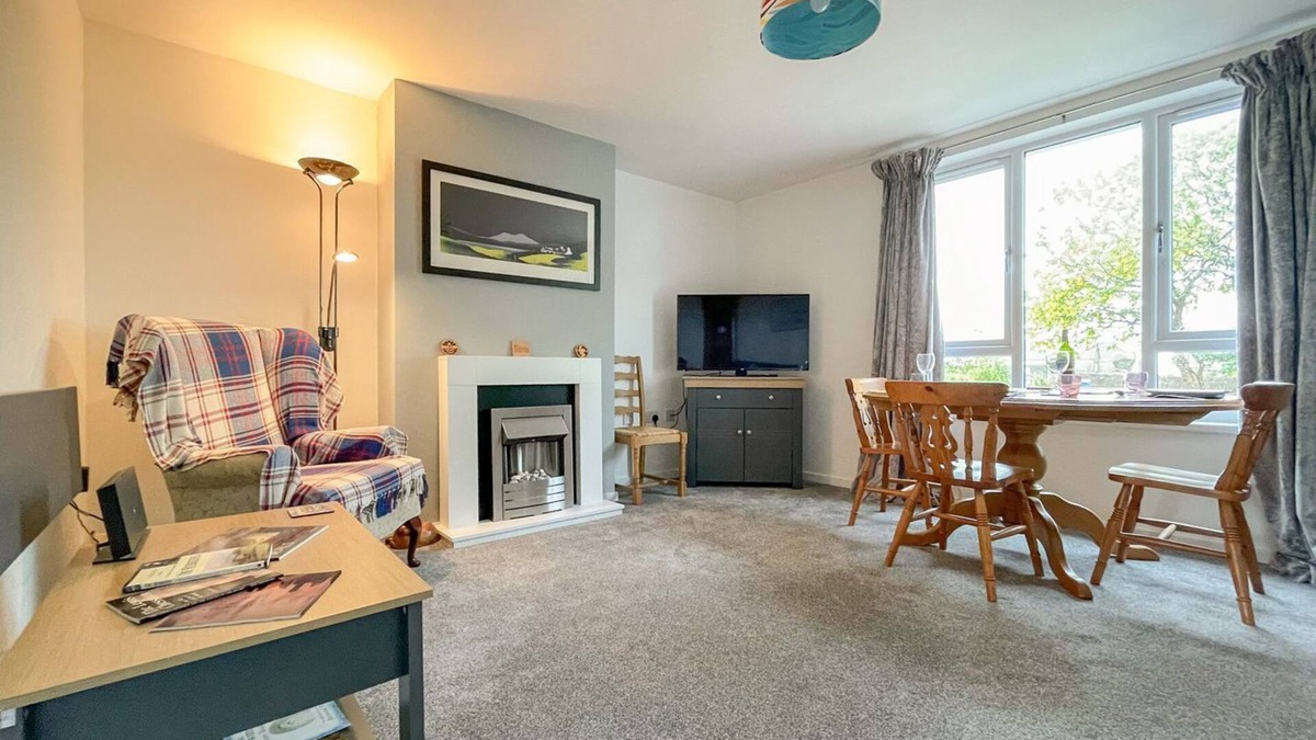 Isle of Lewis Cottage | 3 bedroom accommodation in Stornoway