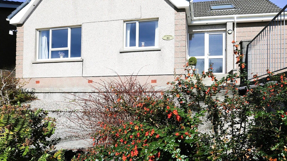 Stornoway Cottage | 3 bedroom accommodation in Stornoway