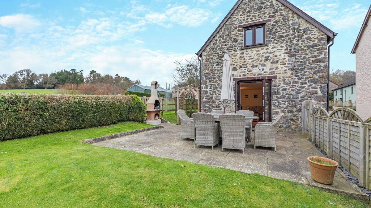 Liverton Cottage | 3 bedroom accommodation in Ipplepen