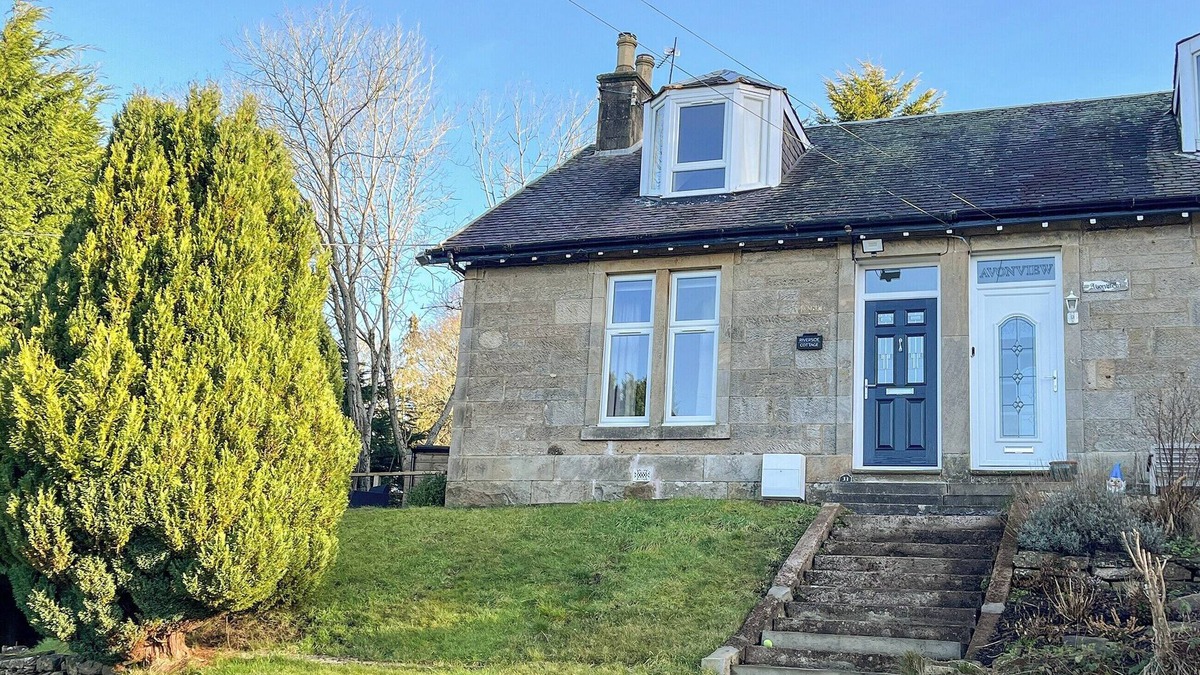 Larkhall Cottage | 3 bedroom accommodation in Larkhall