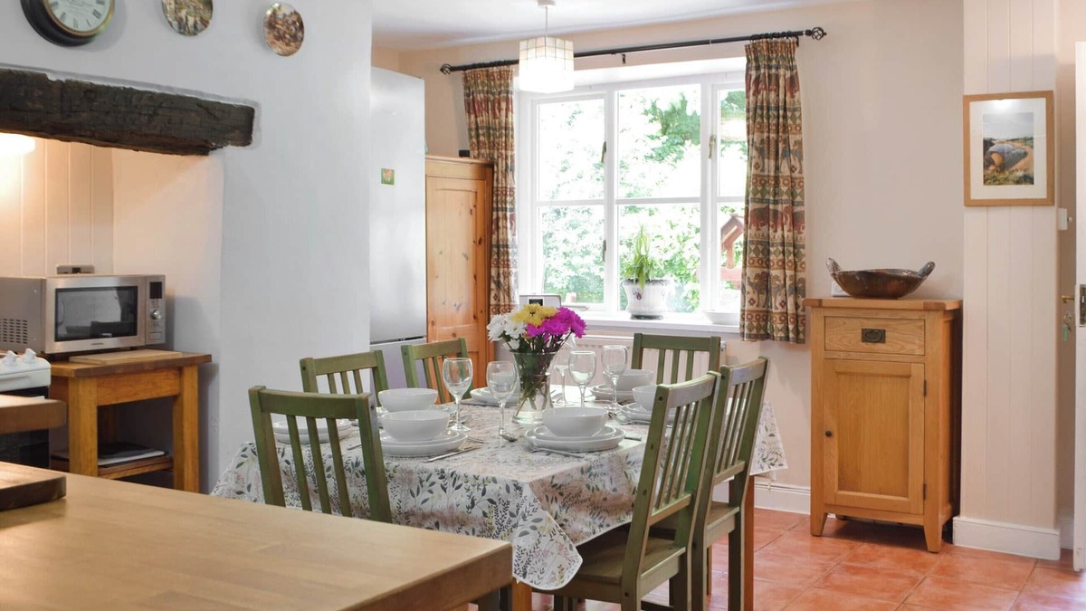 Stackpole Cottage | 3 bedroom accommodation in Stackpole Cheriton, near Pembroke