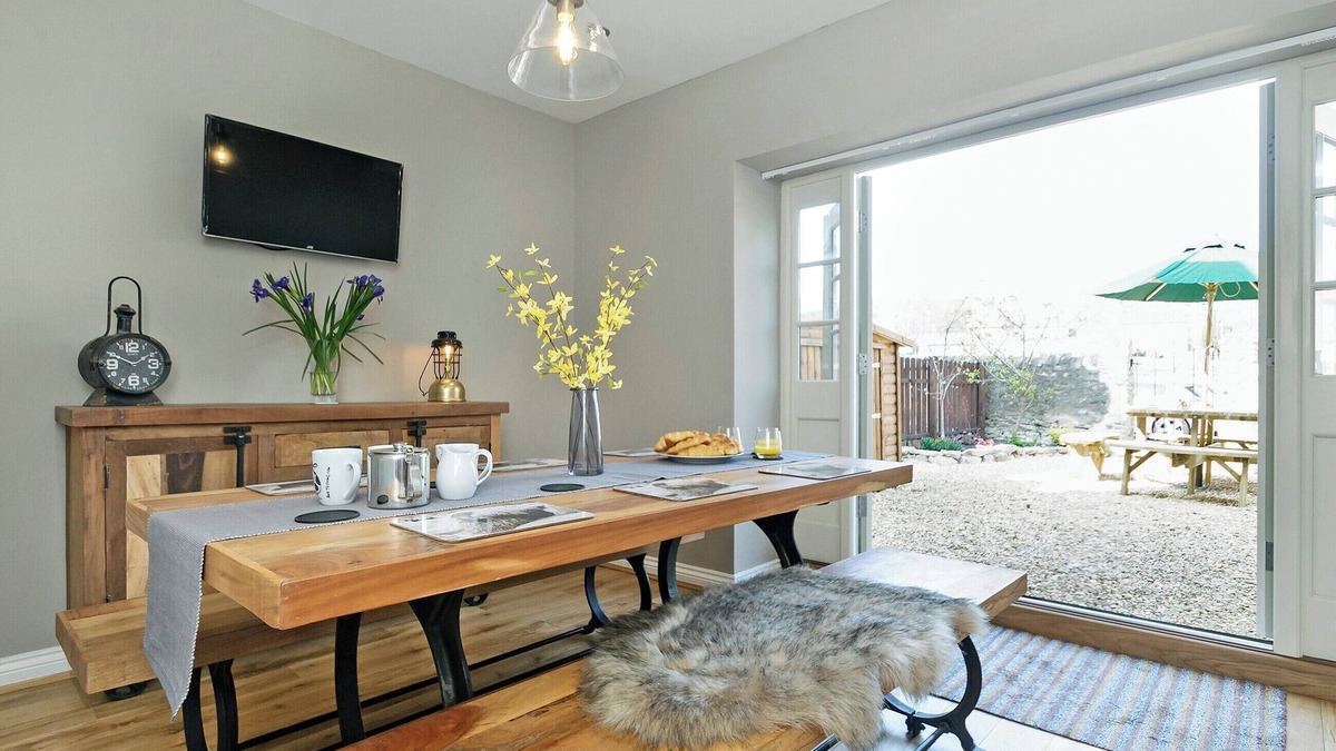 Richmond Cottage | 3 bedroom accommodation in Richmond
