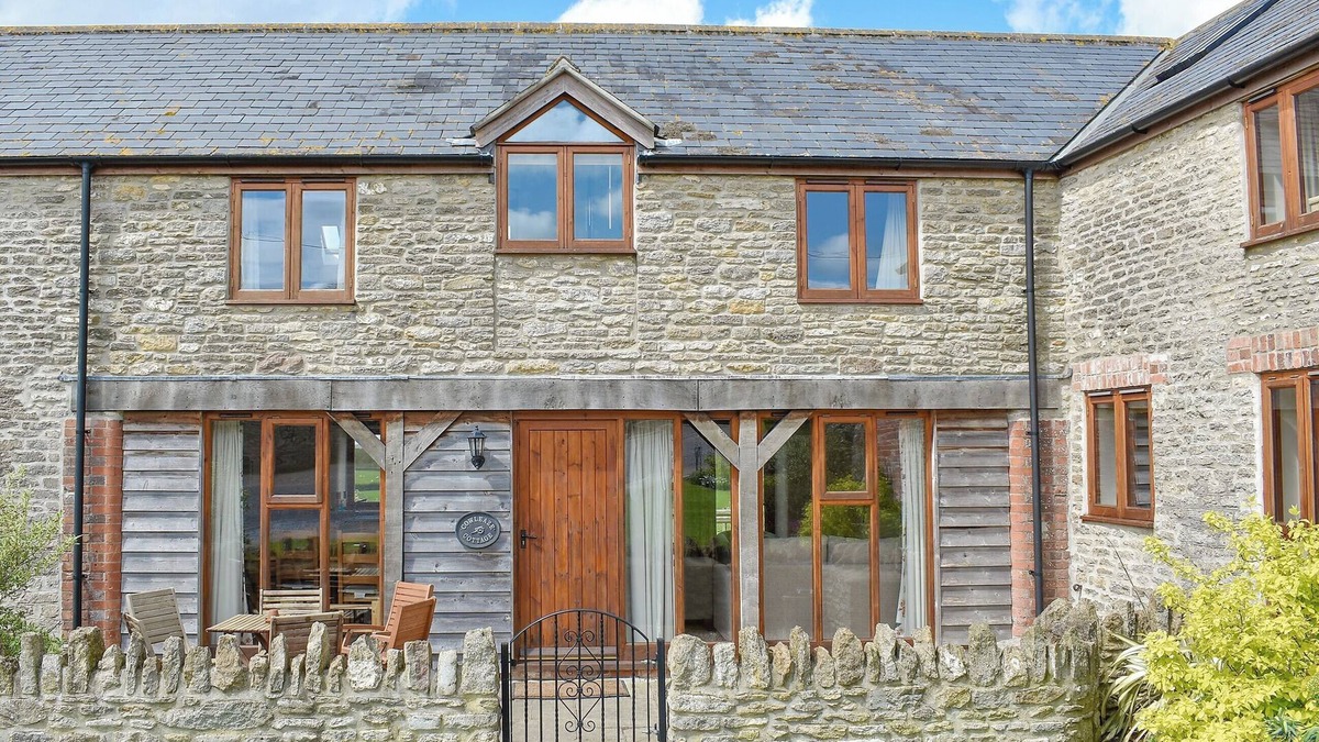 Sherborne Cottage | 3 bedroom accommodation in Leigh, near Sherborne