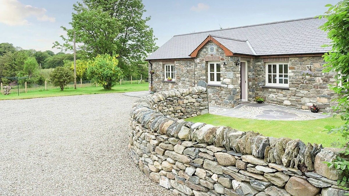 Bontnewydd Cottage | 3 bedroom accommodation in Tregaron