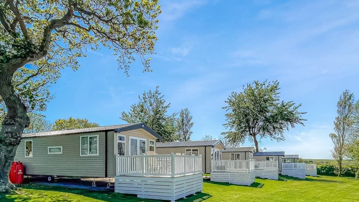 Ningwood House | 3 bedroom accommodation in Newbridge, Nr Yarmouth