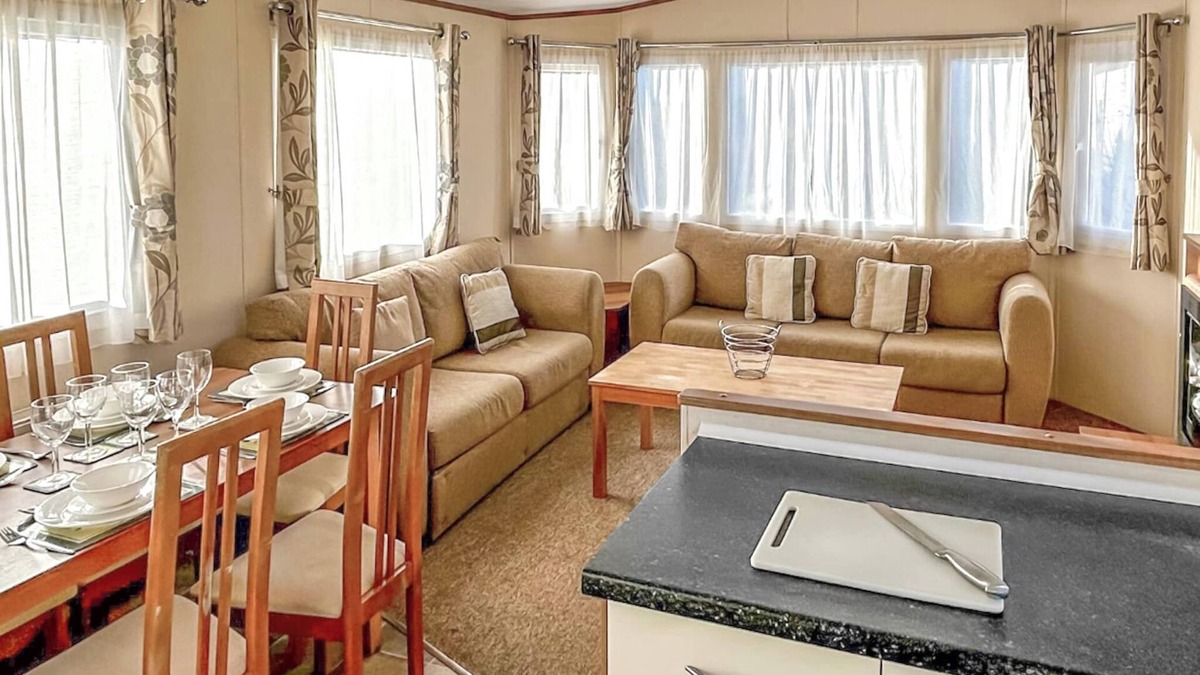 Ningwood House | 3 bedroom accommodation in Newbridge, Nr Yarmouth